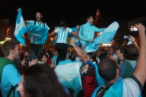 Argentina vs Germany fans