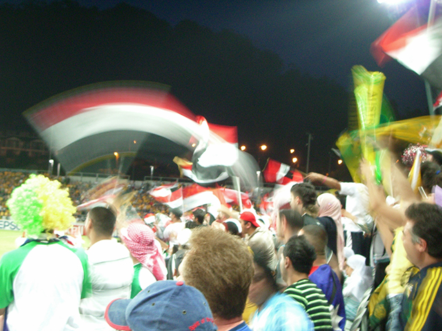 iraqi-football-fans