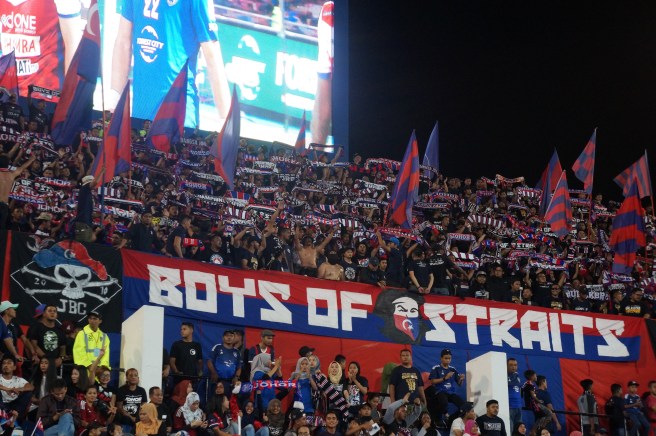 Boys of Straits