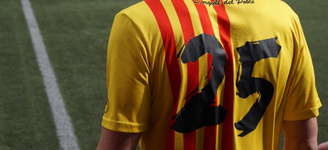 Football shirt Catalan colours