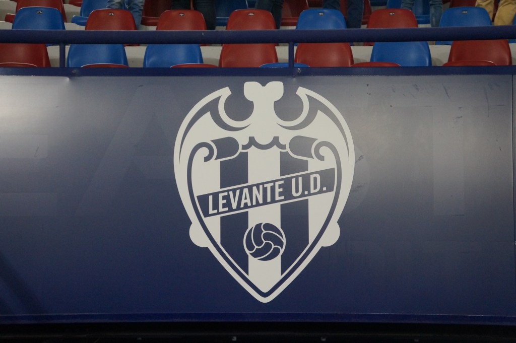 Levante badge